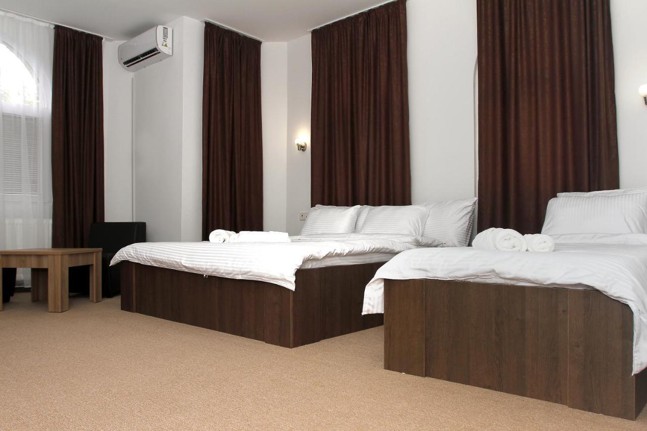 Hotel Andalus Üsküp Dış mekan fotoğraf