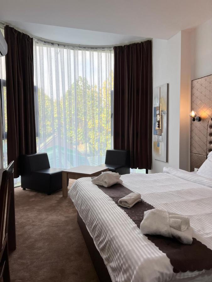 Hotel Andalus Üsküp Dış mekan fotoğraf